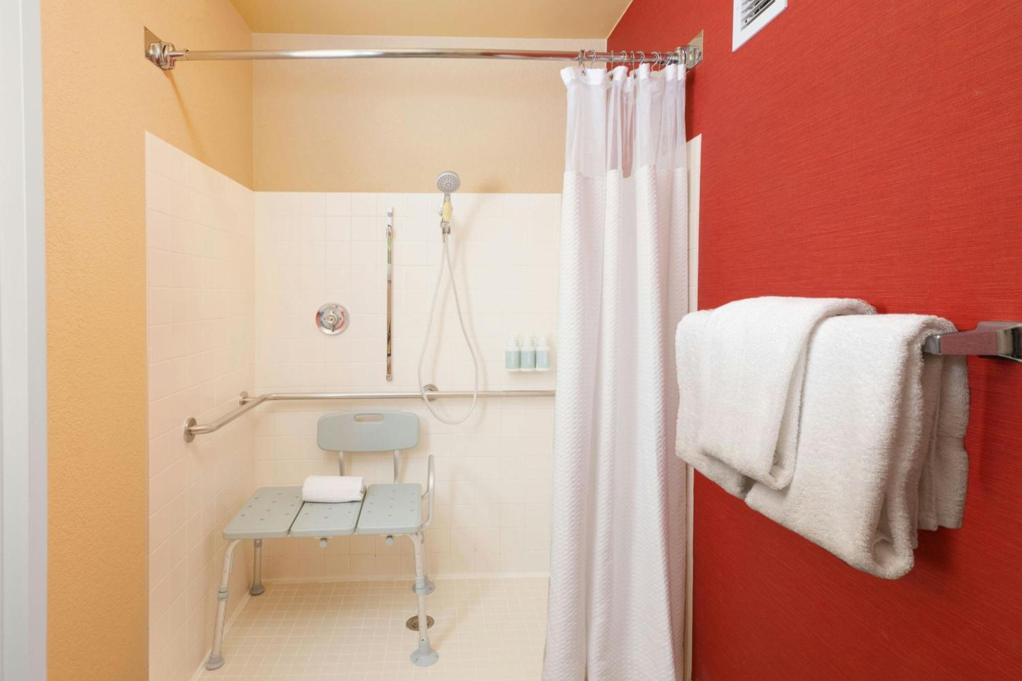 Courtyard By Marriott San Diego Sorrento Valley Exterior photo
